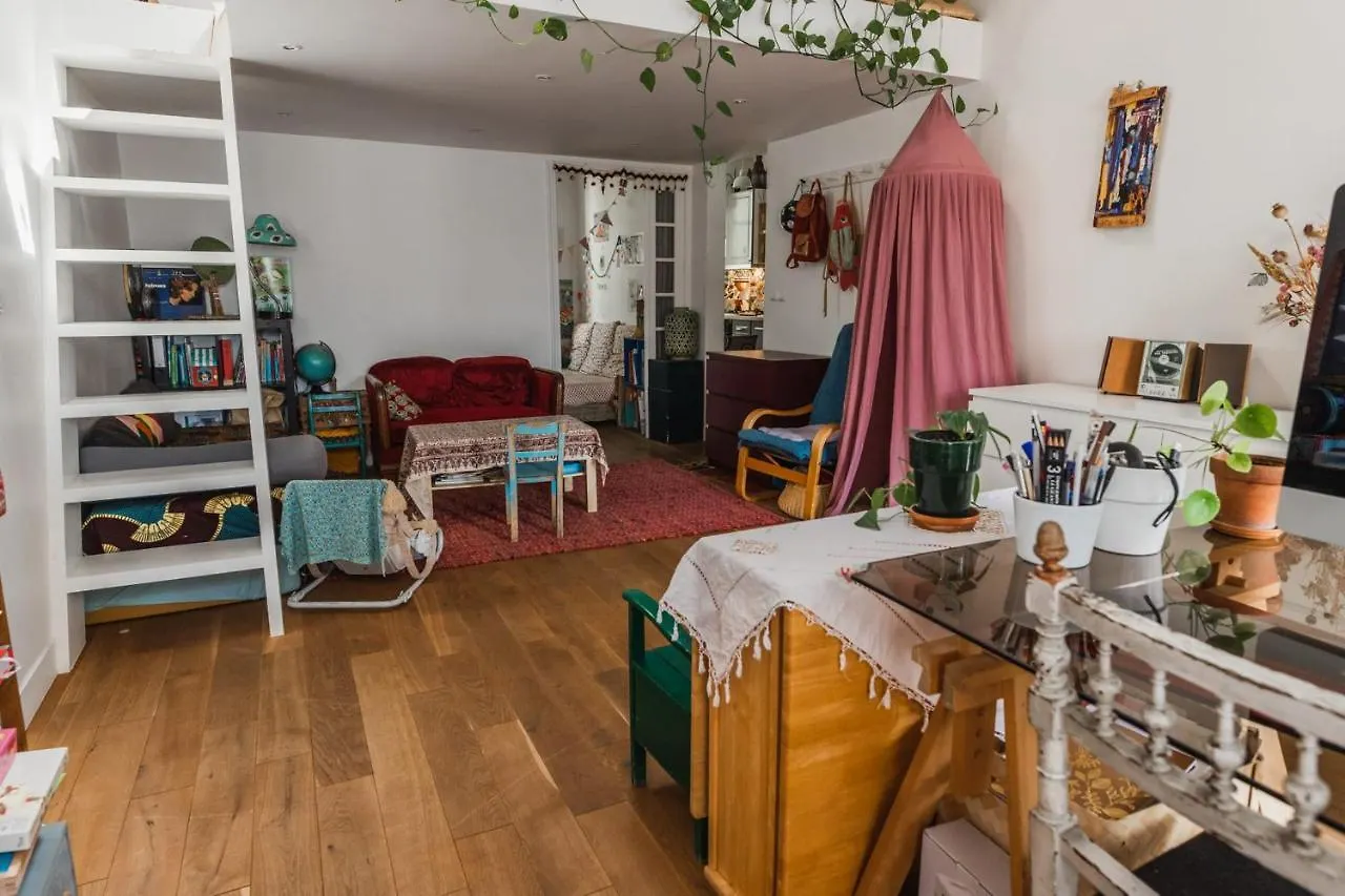 Apartment Bright Atypical Duplex In Menilmontant Paris
